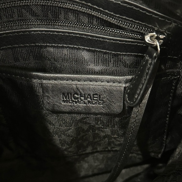 Michael Kors Jet Set Purse Convertible Shoulder Crossbody Hobo Bag Black Logo - Picture 13 of 16